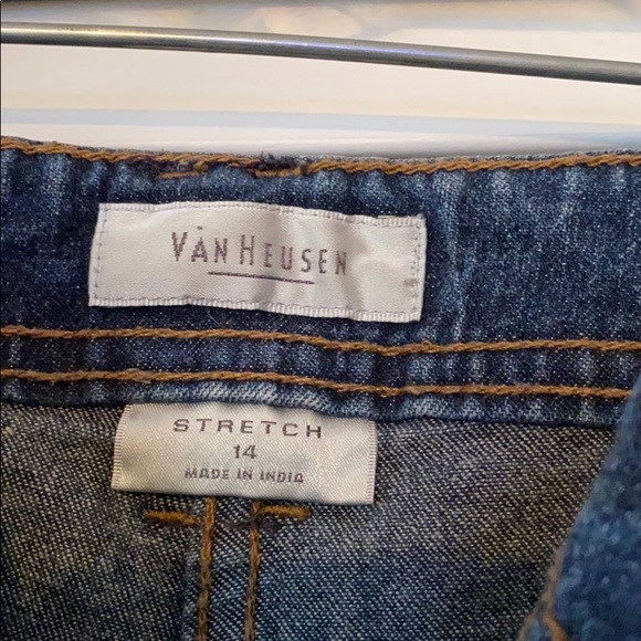 Van Heusen Denim Shorts 14 - Picture 4 of 8